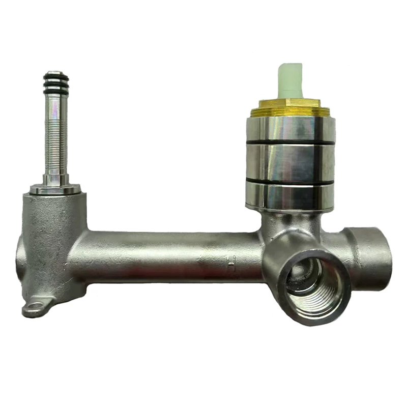 VOG - Black Spout Mixer - Image 4